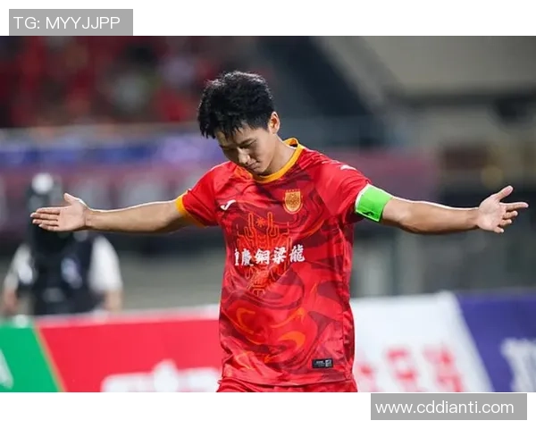 重庆足球队中路突破的优势与不足分析及未来发展方向探讨